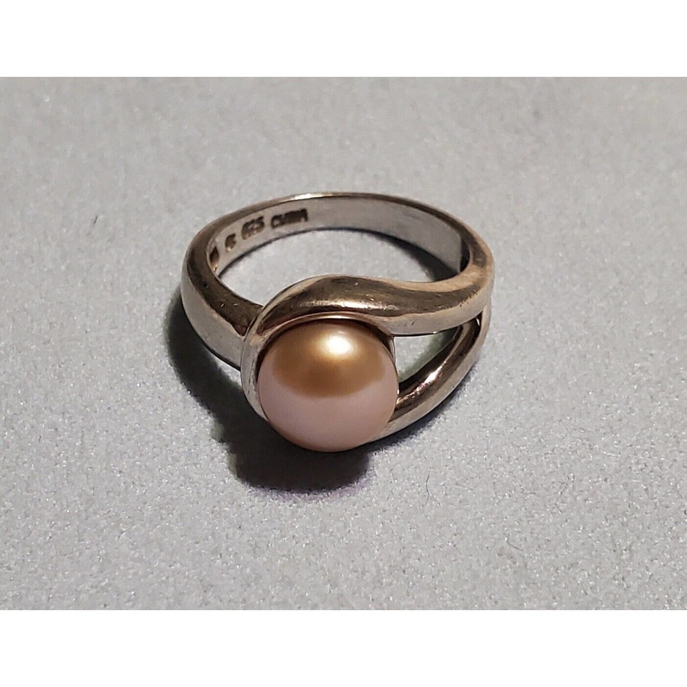 925 Sterling Silver Pearl Ring Size 6